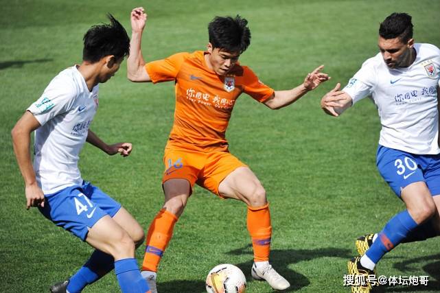 爱游戏官方入口-西甲赛程吃紧；辽宁本钢国际比赛日门线救险；引发热议；赛程密集仍需轮换(西甲比赛赛程时间)