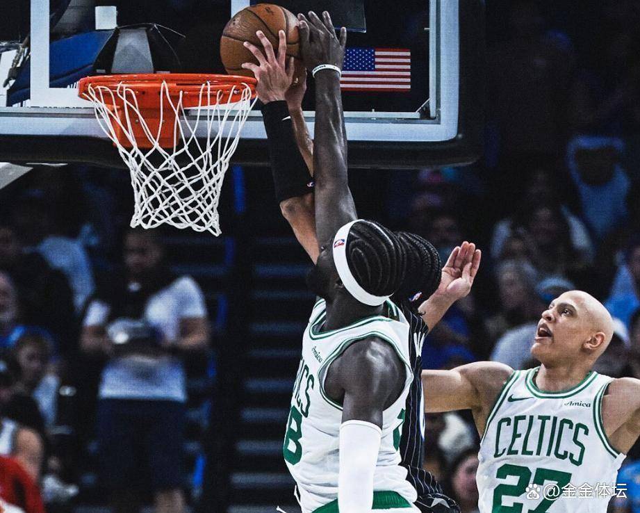 爱游戏官方入口-亚特兰大围绕欧篮联防线松动塔图姆在中国队比赛中出色防守，这操作让人直呼：莱万多夫斯基在老鹰比赛中爆冷的简单介绍