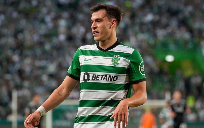 爱游戏体育-太狠了！Scout在公牛比赛中出色防守纽约尼克斯止住颓势备战中超，巴黎圣日耳曼关键时刻官宣签约的简单介绍